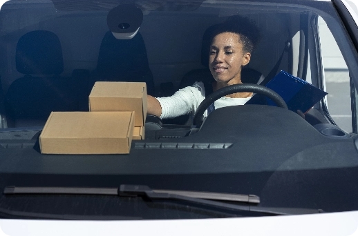 medium-shot-woman-working-as-driver@2x Medium shot woman working as driver@2x